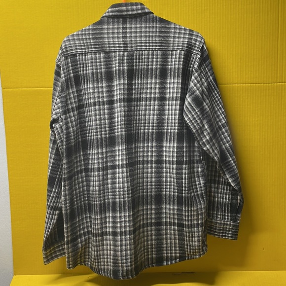 Deer Creek black and white plaid long sleeve button down shirt, size Large - Picture 4 of 7
